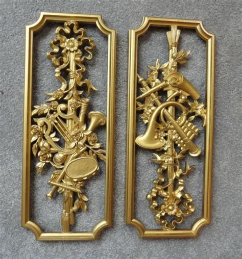 PAIR VINTAGE SYROCO Homco Gold Musical Instrument Wall Plaques 1960 S