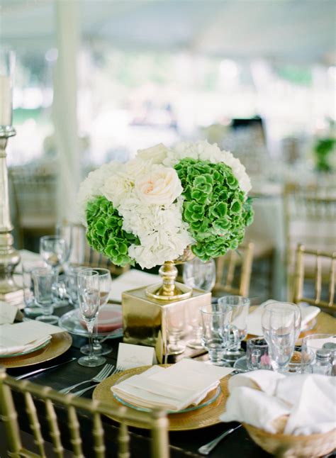 Centros De Mesa Y Arreglos Florales Con Hortensias Para Bodas