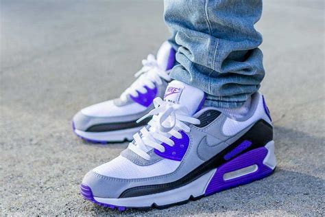 Nike Air Max 90 Og Hyper Grape Review