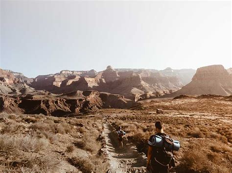 Qué llevar en la mochila para hacer trekking en climas cálidos