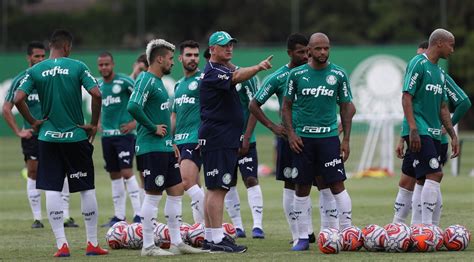 Depois De Em Felip O Tenta Fazer Palmeiras Embalar No