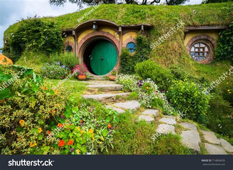 2,118 The shire new zealand Images, Stock Photos & Vectors | Shutterstock