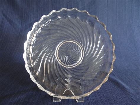 Vintage Swirl Serving Plate Torte Cake Dish With Turned Up Scalloped Edges Clear Glass Plates