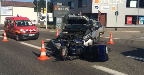 Faits Divers Express Bourgoin Jallieu Deux Bless S Dans Une Collision