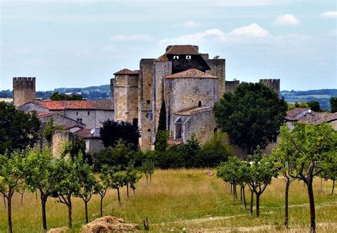 Larressingle Plus Petite Cit Fortifi E De France J Aime Mon Patrimoine