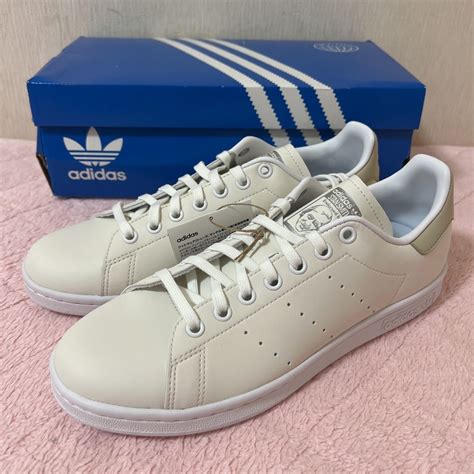 ヤフオク 未使用品adidas アディダス STAN SMITH スタ