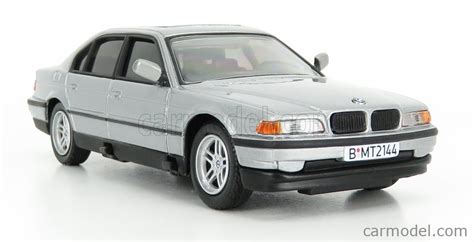 Corgi Cc05105 Scale 136 Bmw 7 Series 750il 1997 007 James Bond