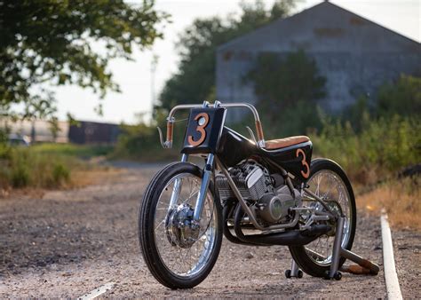 Modern Board Tracker Yamaha Rd By No Joke Stroke Bikebound