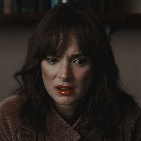 ⋆𝐉𝐨𝐲𝐜𝐞 𝐁𝐲𝐞𝐫𝐬 「𝘪𝘤𝘰𝘯」 In 2023 Joyce Stranger Things Joyce Byers Stranger