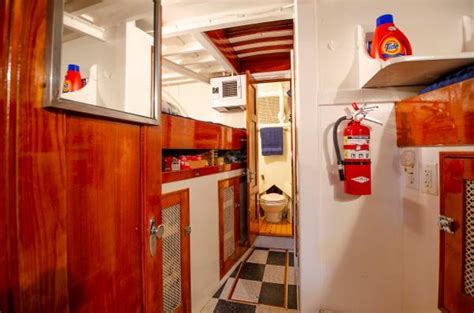 Rick Obey Yacht Sales 68 1954 Trumpy Cruiser