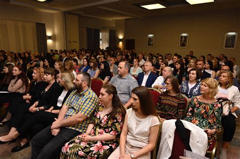 Uroczyste Zako Czenie Roku Szkolnego Technikum Mened Erskie W Toruniu