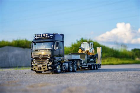 Tamiya 56348 Mercedes Benz Actros 3363 6x4 Gigaspace 114 Electric Rc