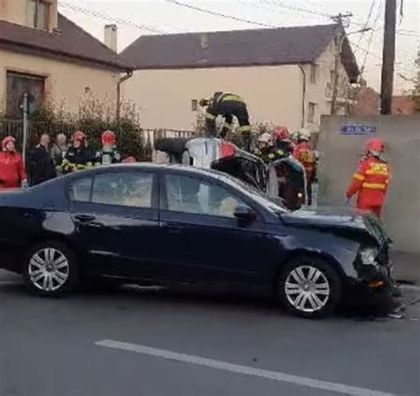 Video Accident La Intersec Ia Str Zilor C L Un Cu Fochi Tilor Trei