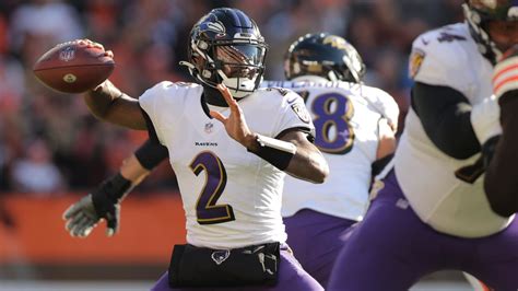 Tyler Huntley Shows Ravens’ Resilience in Relief of Lamar Jackson