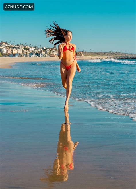 JEWELL FARSHAD Nude AZNude