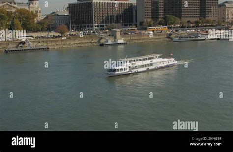 Boat Under Bridge Stock Videos Footage HD And 4K Video Clips Alamy