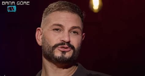 Zenne Azad Kaan kimdir Ünlü Zenne Azad Kaan dan Trans mısın gay misin sorusuna olay yanıt