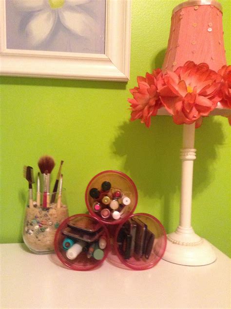 My Homeade make up and make up brush holder