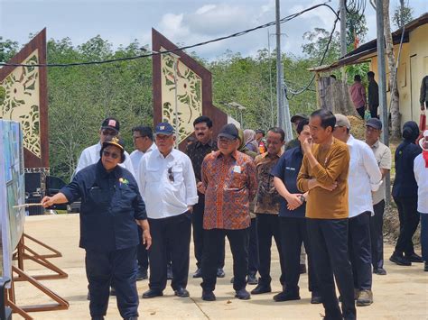 Presiden Ri Dan Ibu Negara Tinjau Persemaian Mentawir Ikn