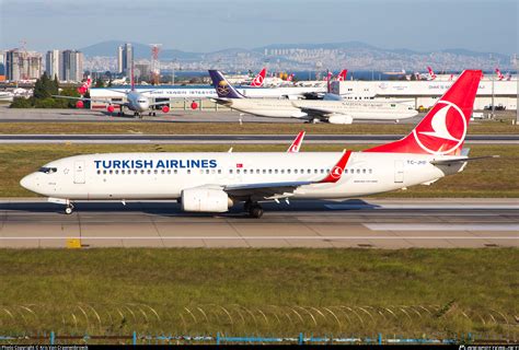 TC JHP Turkish Airlines Boeing 737 8F2 WL Photo By Kris Van