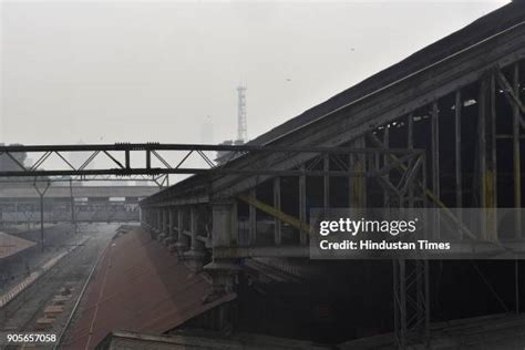 Byculla Railway Station Photos and Premium High Res Pictures - Getty Images