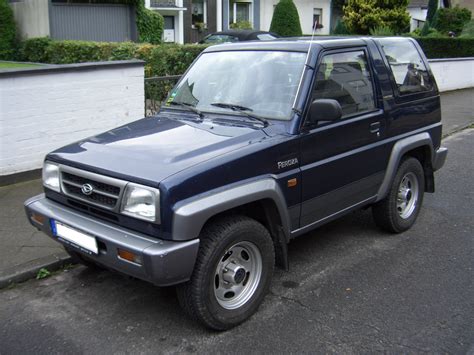 DAIHATSU ROCKY - Review and photos