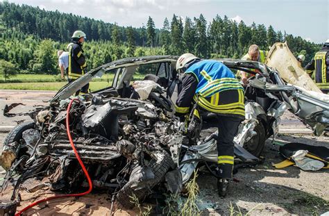 Tödlicher Unfall bei Rottweil 28 Jähriger stirbt bei Frontalcrash mit