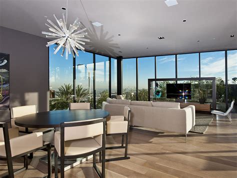 Beautiful Living Rooms With Spectacular Views Surely Will Delight You