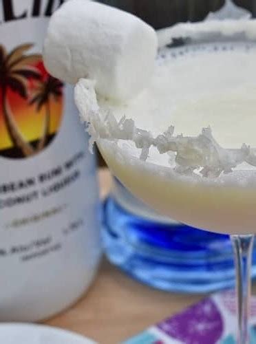 27 Whipped Vodka Cocktails Thatll Make You Go Woo Woo