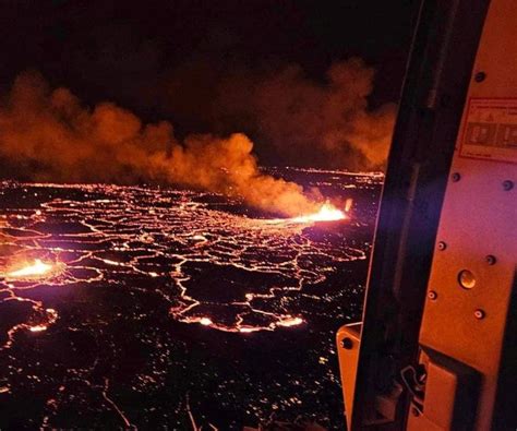 Otra erupción volcánica en Islandia reportan que la lava salió al