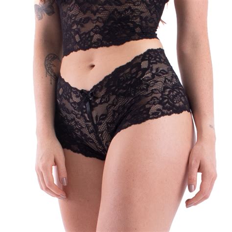 Calcinha Renda Bravaa Store Cale On Calesson Luxo Lingerie Tanga