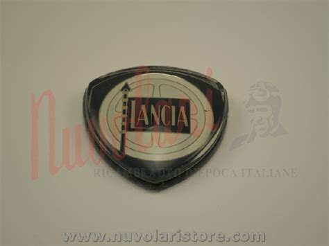 STEMMA MASCHERINA ANTERIORE IN PLASTICA LANCIA AURELIA APPIA EMBLEM