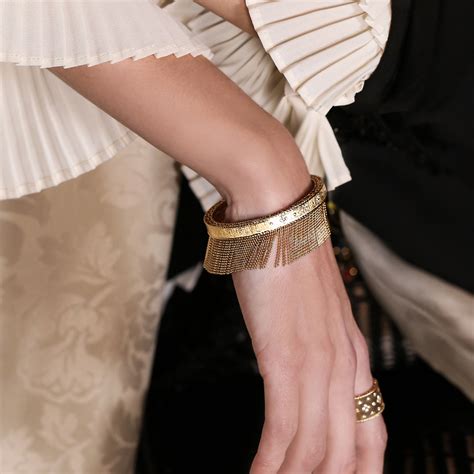 18k Gold Princess Tassel Diamond Accent Bangle Roberto Coin North America