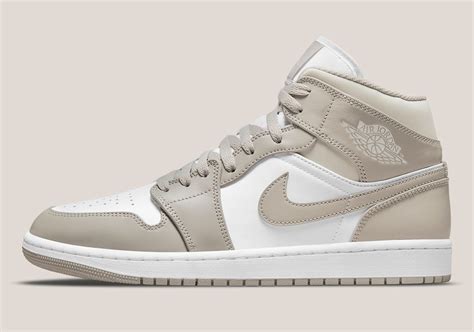 Air Jordan 1 Mid Linen 554724 082 Sneaker Style