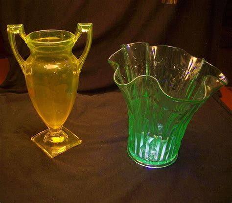 Collectibles Vintage Antique Uranium Vaseline Glass Ultraviolet Blacklite Glow Demonstration Hd