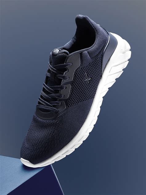 Buy Hrx By Hrithik Roshan Men Navy Blue Alpha Running Shoes Sports Shoes For Men 11954136 Myntra