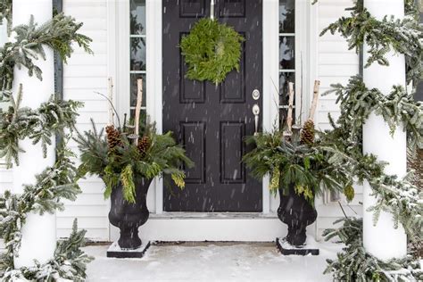 21 Best Winter Porch Decorating Ideas