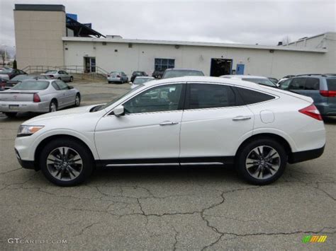 White Diamond Pearl Honda Crosstour Ex L V Wd Exterior Photo