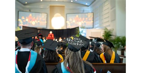 Florida Southern College To Host Commencement For Largest Graduating