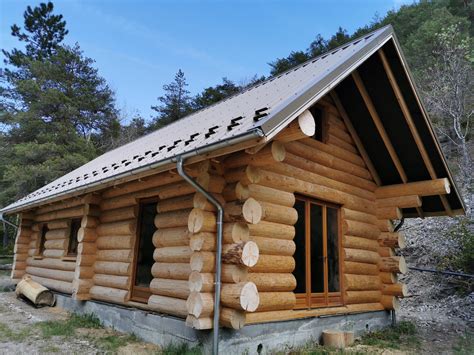 Cabane En Rondin Cabane En Rondins La Thuile Logement Insolite Au