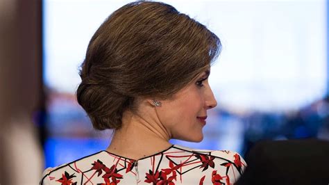 El Look Elegante Y Moderno De La Reina Letizia En Portugal Infobae