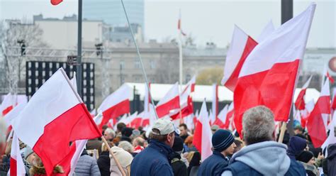 Czy Listopada S Otwarte Sklepy Gazetaprawna Pl