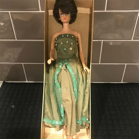 Vintage Midge Barbie Doll Brunette Mattel Inc Pat Pend Bubble Cut
