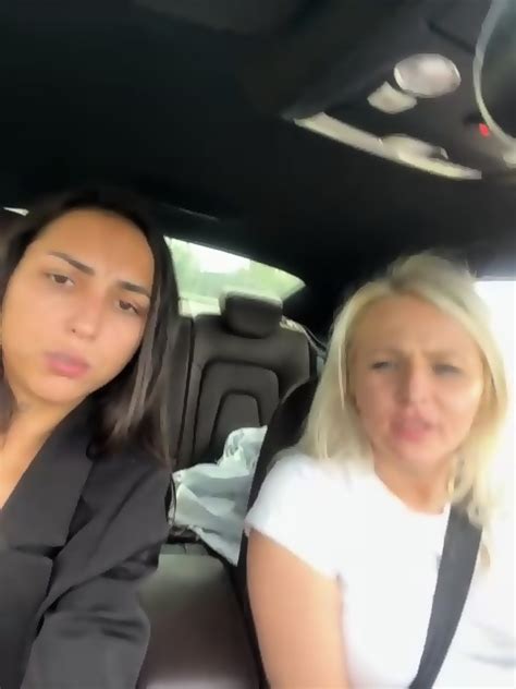 Aestheticv Lesbian Cam Kiss