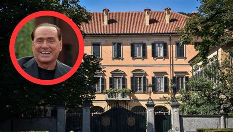 Silvio Berlusconi Le Case Del Cuore Dell Ex Cavaliere