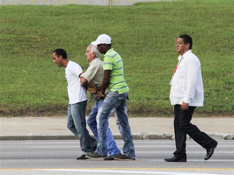 Dissidentes São Detidos Preventivamente Em Cuba Veja