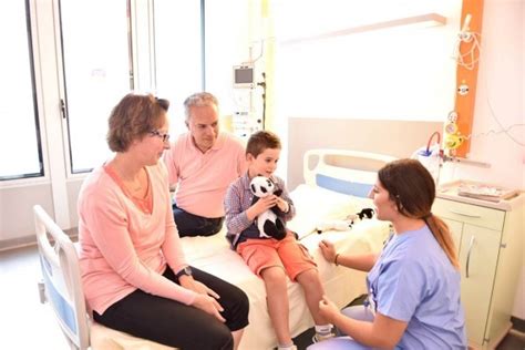 HÔPITAL NECKER ENFANTS MALADES Lilo