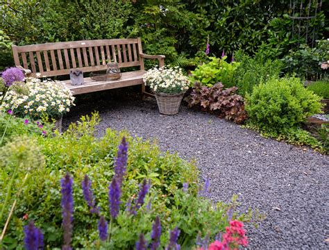 7 Low-Maintenance Gravel Garden Ideas