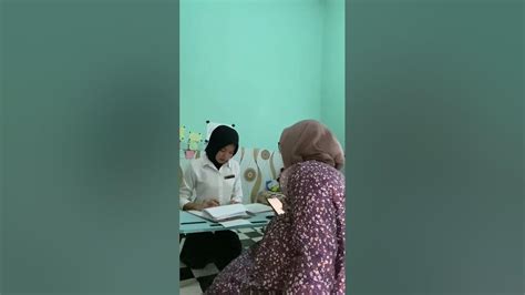 Tugas Uas Bahasa Inggrispercakapan Bidan Dan Pasien Mual Muntah