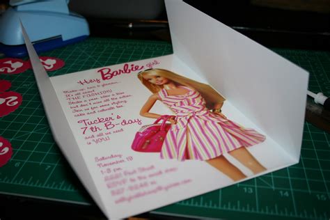 Style on the Fly: Barbie Party: Invitations